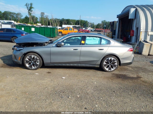 Продажа на аукционе авто 2024 Bmw 530i Xdrive, vin: WBA53FJ09RCR27991, номер лота: 45583167