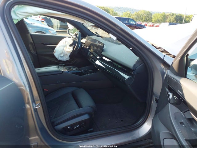Продажа на аукционе авто 2024 Bmw 530i Xdrive, vin: WBA53FJ09RCR27991, номер лота: 45583167