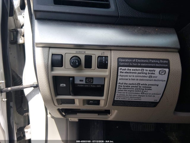45583169 :رقم المزاد ، 4S4BRCGC7B3374618 vin ، 2011 Subaru Outback 2.5i Premium مزاد بيع