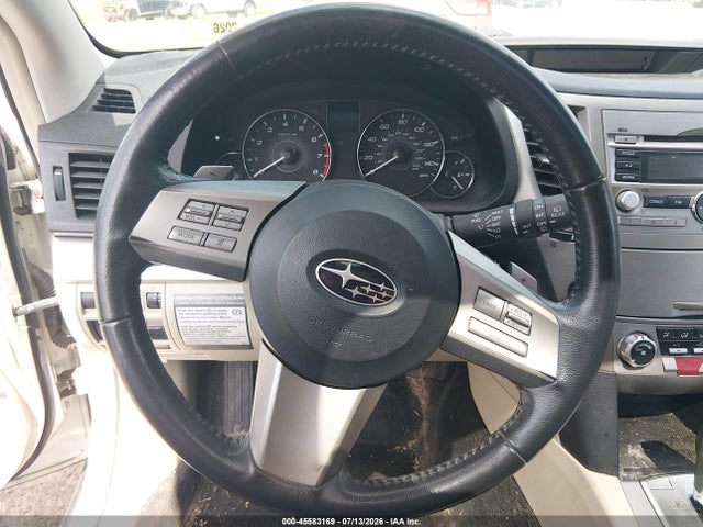45583169 :رقم المزاد ، 4S4BRCGC7B3374618 vin ، 2011 Subaru Outback 2.5i Premium مزاد بيع