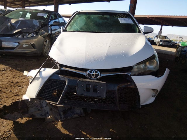 4T1BF1FK5HU627525 Toyota CAMRY SE
