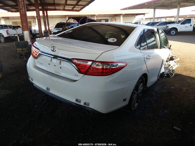 4T1BF1FK5HU627525 Toyota CAMRY SE