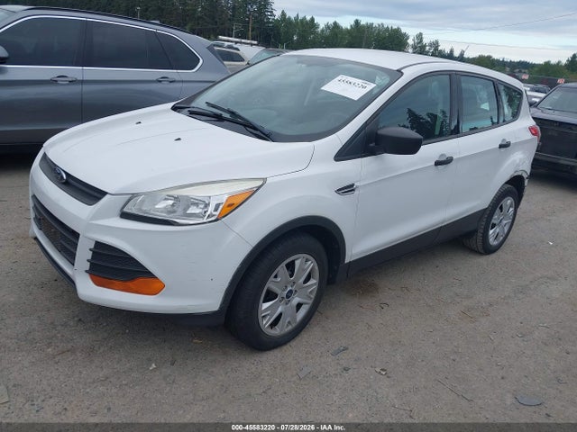 Ford ESCAPE S 2014 1FMCU0F70EUC68998 Image 2