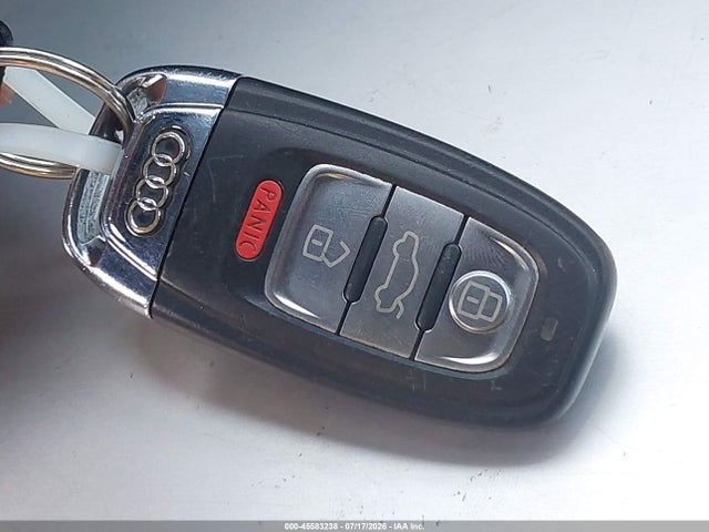 Продажа на аукционе авто 2015 Audi Allroad 2.0t Premium, vin: WA1UFAFLXFA033415, номер лота: 45583238