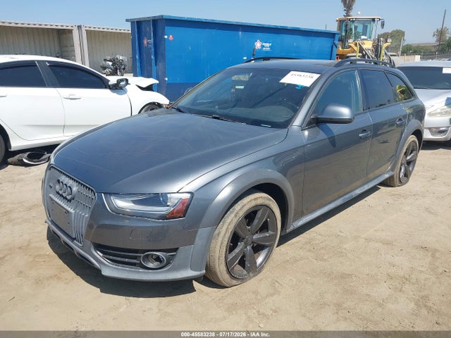 Продажа на аукционе авто 2015 Audi Allroad 2.0t Premium, vin: WA1UFAFLXFA033415, номер лота: 45583238
