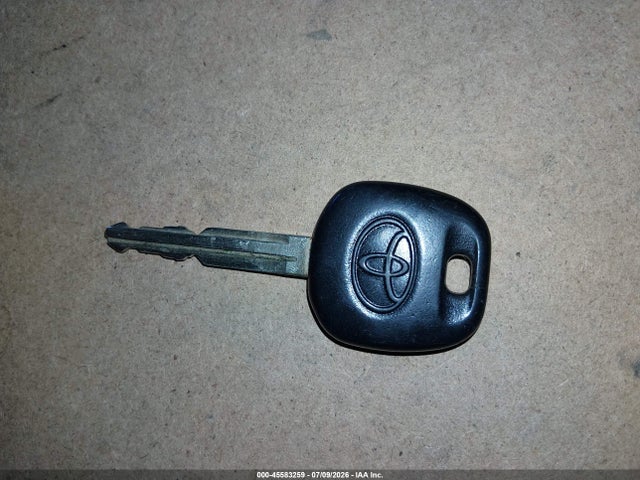 2002 Toyota Camry Se მანქანა იყიდება აუქციონზე, vin: JTDBF30K620056943, აუქციონის ნომერი: 45583259