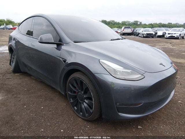 Tesla Model Y Performance Dual Motor All-wheel Drive 2022 7SAYGDEF1NF394655 zdjęcie główne