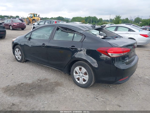 KIA FORTE LX 2017 3KPFK4A77HE061873 Image 3