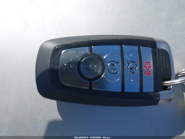 1FM5K8GT4HGE24228 Ford EXPLORER SPORT