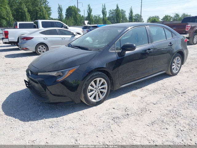 Toyota COROLLA LE 2026 5YFB4MDE1TP421746 Image 2