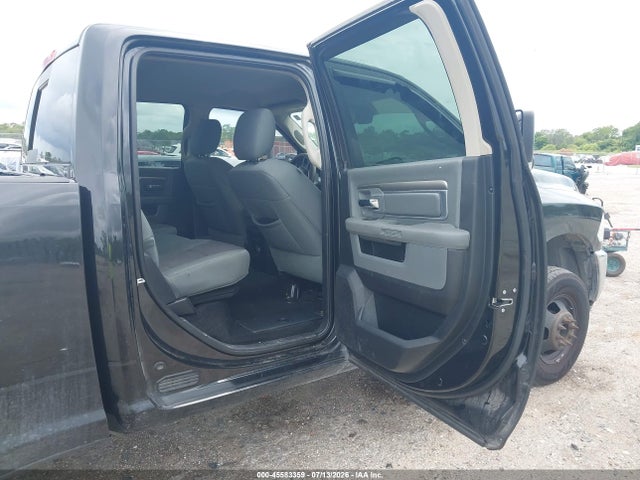 2015 Ram 3500 Big Horn მანქანა იყიდება აუქციონზე, vin: 3C63RRHL8FG678500, აუქციონის ნომერი: 45583359