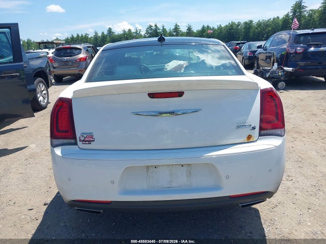 45583440 :رقم المزاد ، 2C3CCAGG7JH202154 vin ، 2018 Chrysler 300 300s Awd مزاد بيع