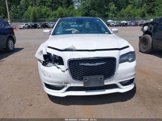 45583440 :رقم المزاد ، 2C3CCAGG7JH202154 vin ، 2018 Chrysler 300 300s Awd مزاد بيع