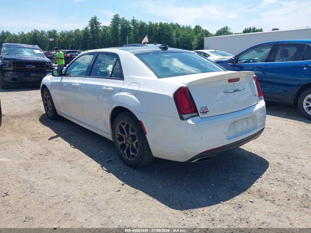 45583440 :رقم المزاد ، 2C3CCAGG7JH202154 vin ، 2018 Chrysler 300 300s Awd مزاد بيع