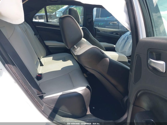 45583440 :رقم المزاد ، 2C3CCAGG7JH202154 vin ، 2018 Chrysler 300 300s Awd مزاد بيع