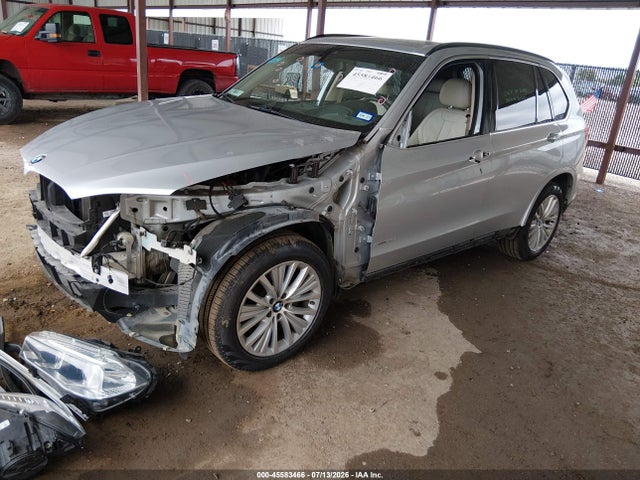 45583466 :رقم المزاد ، 5UXKR2C59G0R72688 vin ، 2016 Bmw X5 Sdrive35i مزاد بيع