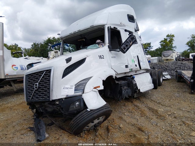 Продажа на аукционе авто 2023 Volvo Vnl, vin: 4V4NC9EH0PN621241, номер лота: 45583486