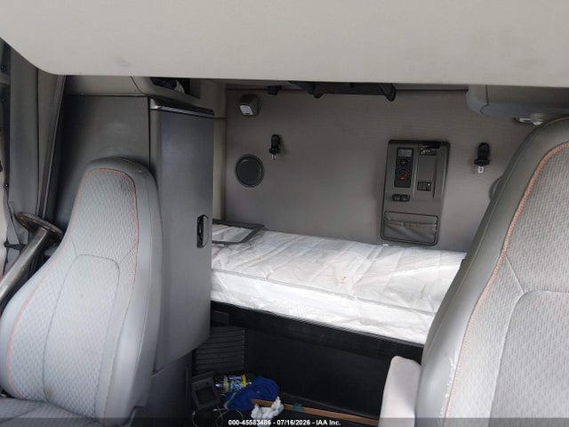 Продажа на аукционе авто 2023 Volvo Vnl, vin: 4V4NC9EH0PN621241, номер лота: 45583486
