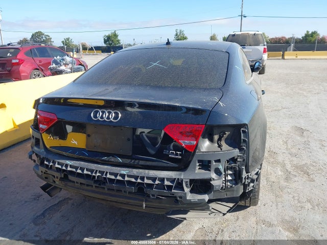 2011 Audi A5 2.0t Premium მანქანა იყიდება აუქციონზე, vin: WAURFAFR3BA016107, აუქციონის ნომერი: 45583506