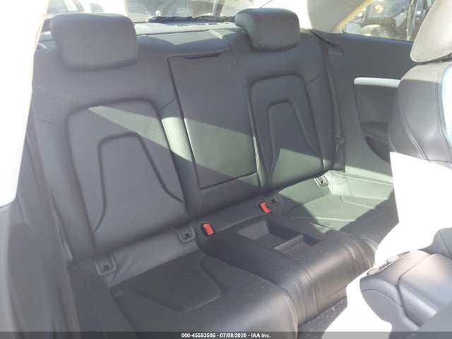 2011 Audi A5 2.0t Premium მანქანა იყიდება აუქციონზე, vin: WAURFAFR3BA016107, აუქციონის ნომერი: 45583506