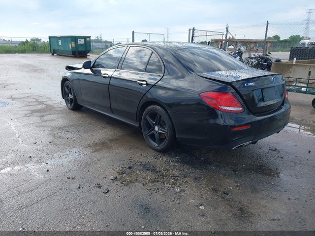 45583509 :رقم المزاد ، WDDZF4KBXHA129001 vin ، 2017 Mercedes-benz E 300 4matic مزاد بيع