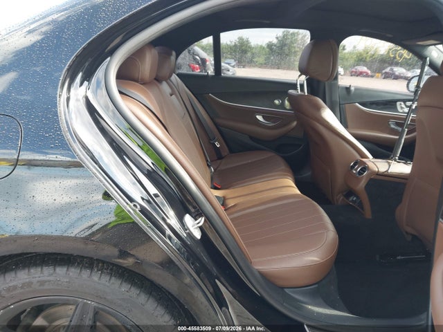 45583509 :رقم المزاد ، WDDZF4KBXHA129001 vin ، 2017 Mercedes-benz E 300 4matic مزاد بيع