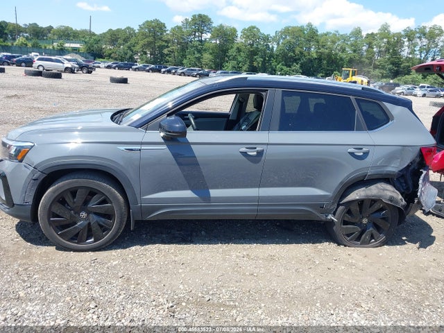 Продажа на аукционе авто 2024 Volkswagen Taos 1.5t Se, vin: 3VVVX7B27RM016698, номер лота: 45583523