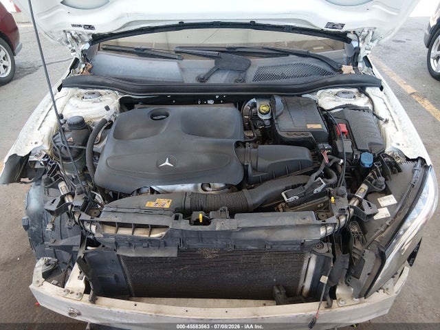 Mercedes-Benz GLA 250 2015 WDCTG4EB3FJ185569 Image 10