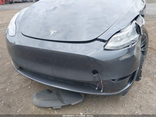 Продажа на аукционе авто 2023 Tesla Model Y Awd/long Range Dual Motor All-wheel Drive, vin: 7SAYGDEE8PA200615, номер лота: 45583578