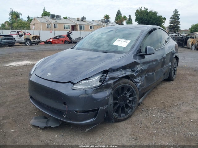 Продажа на аукционе авто 2023 Tesla Model Y Awd/long Range Dual Motor All-wheel Drive, vin: 7SAYGDEE8PA200615, номер лота: 45583578