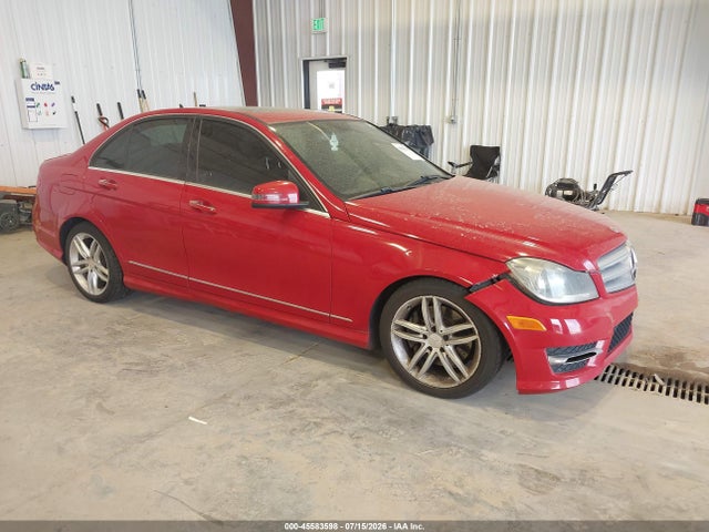 45583598 :رقم المزاد ، WDDGF8AB1DR282362 vin ، 2013 Mercedes-benz C 300 Sport 4matic مزاد بيع
