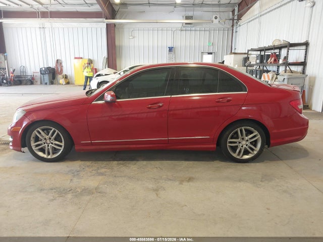 Продаж на аукціоні авто 2013 Mercedes-benz C 300 Sport 4matic, vin: WDDGF8AB1DR282362, номер лоту: 45583598