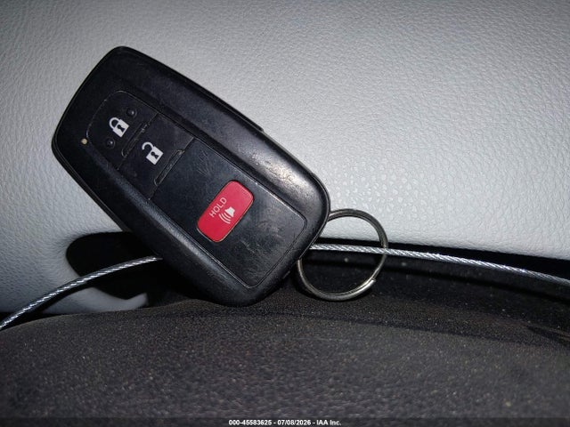 JTDKARFU2G3507222 Toyota Prius Three Touring