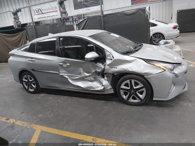 JTDKARFU2G3507222 Toyota Prius Three Touring