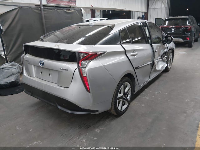 JTDKARFU2G3507222 Toyota Prius Three Touring