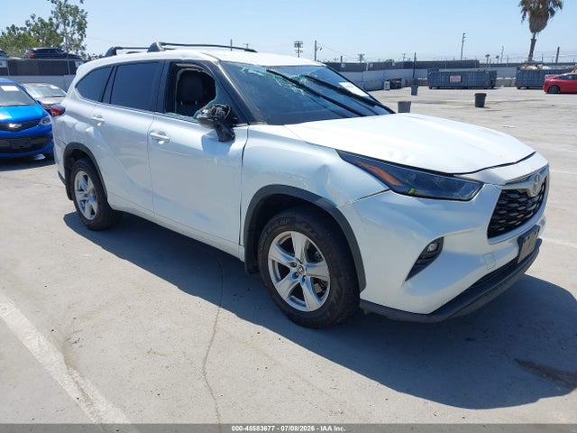 Toyota Highlander Le 2023 5TDKDRAH7PS503456 Image 1