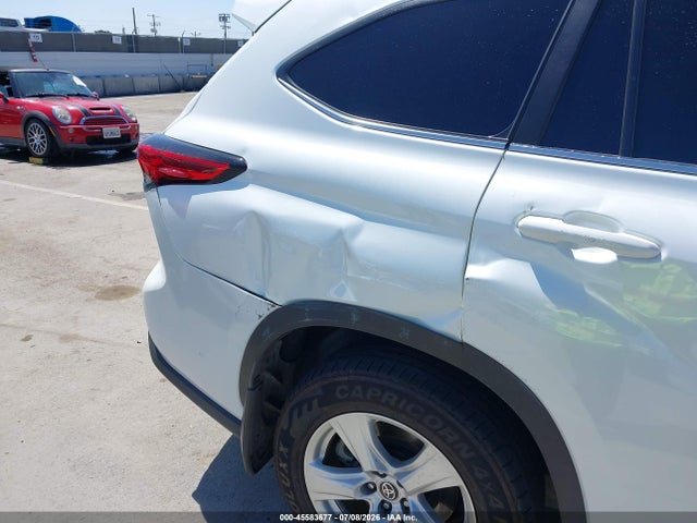 Toyota Highlander Le 2023 5TDKDRAH7PS503456 Image 18