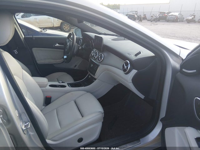 Продажа на аукционе авто 2017 Mercedes-benz Gla 250 4matic, vin: WDCTG4GB8HJ341685, номер лота: 45583685
