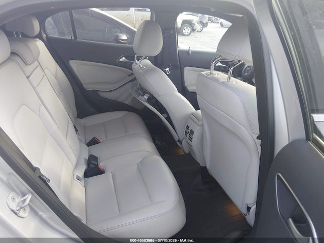 Продажа на аукционе авто 2017 Mercedes-benz Gla 250 4matic, vin: WDCTG4GB8HJ341685, номер лота: 45583685