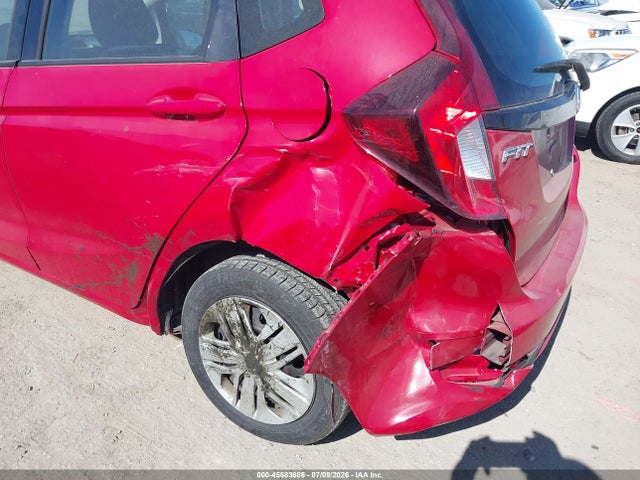 Honda FIT LX 2018 3HGGK5H41JM730769 Image 6