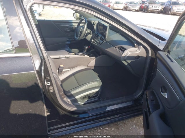 Продажа на аукционе авто 2025 Lexus Es 300h, vin: 58ADA1C13SU062422, номер лота: 45583693