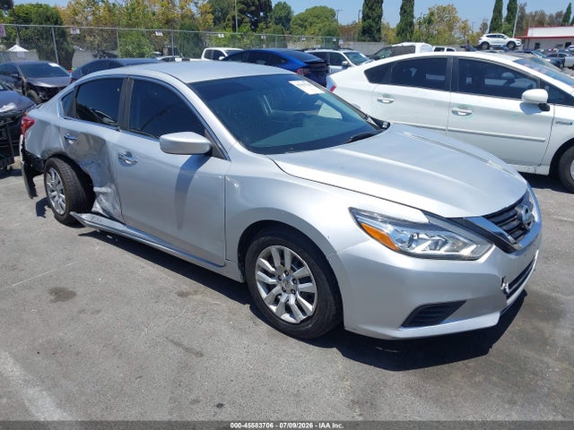 Nissan Altima 2.5 S 2018 1N4AL3APXJC250375 головне зображення