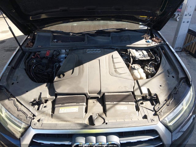 WA1LHAF72KD035810 Audi Q7 45 Premium