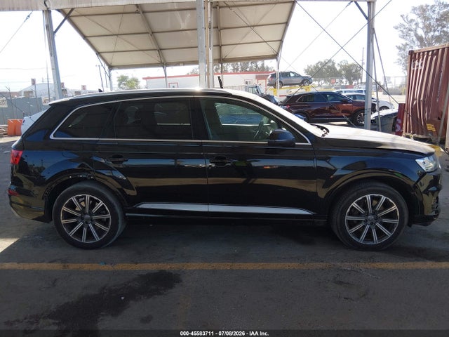 WA1LHAF72KD035810 Audi Q7 45 Premium