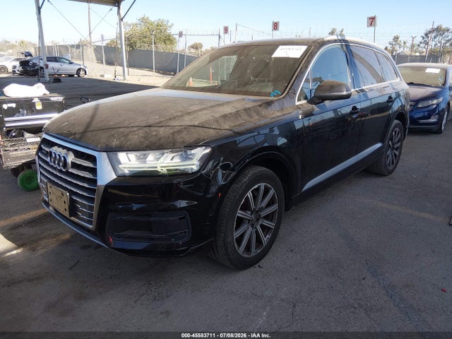 WA1LHAF72KD035810 Audi Q7 45 Premium