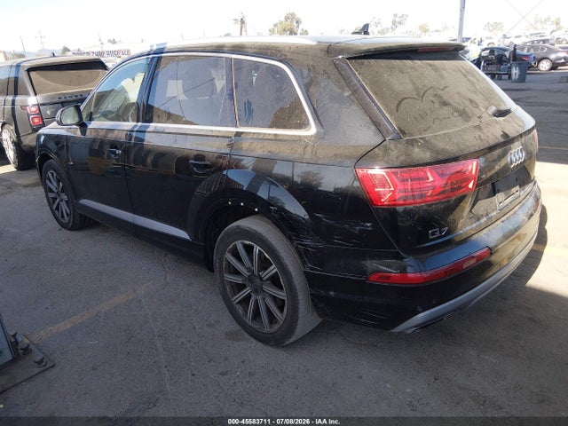 WA1LHAF72KD035810 Audi Q7 45 Premium