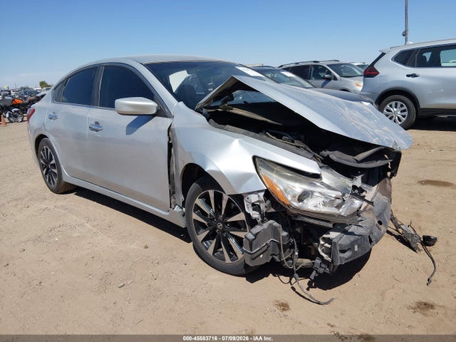 Nissan Altima 2.5 Sv 2018 1N4AL3AP7JC262404 головне зображення