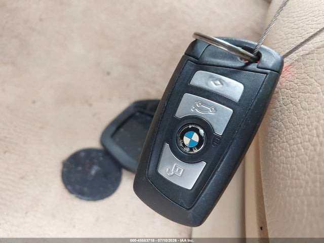 2011 Bmw 528i მანქანა იყიდება აუქციონზე, vin: WBAFR1C53BC740976, აუქციონის ნომერი: 45583718