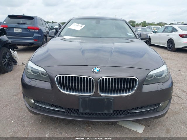 2011 Bmw 528i მანქანა იყიდება აუქციონზე, vin: WBAFR1C53BC740976, აუქციონის ნომერი: 45583718