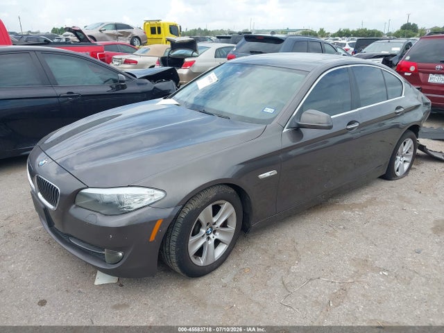 2011 Bmw 528i მანქანა იყიდება აუქციონზე, vin: WBAFR1C53BC740976, აუქციონის ნომერი: 45583718